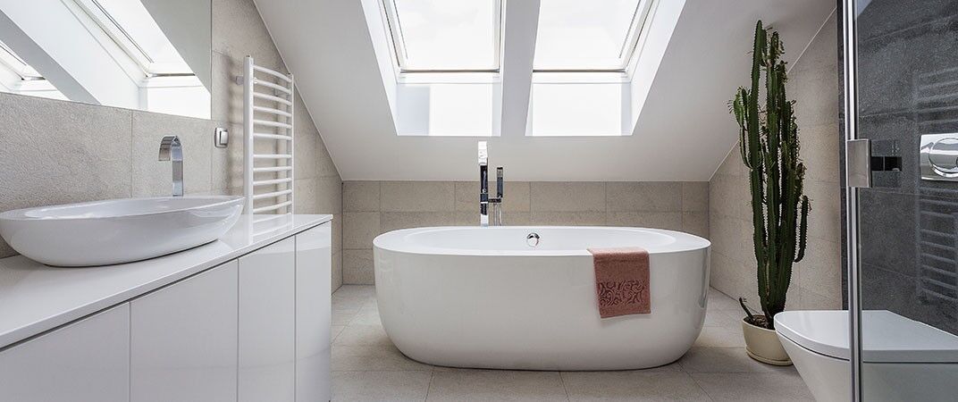 Salle de bain, Sanitaires & Plomberie par New Energie à Steinsel, réalisation 4