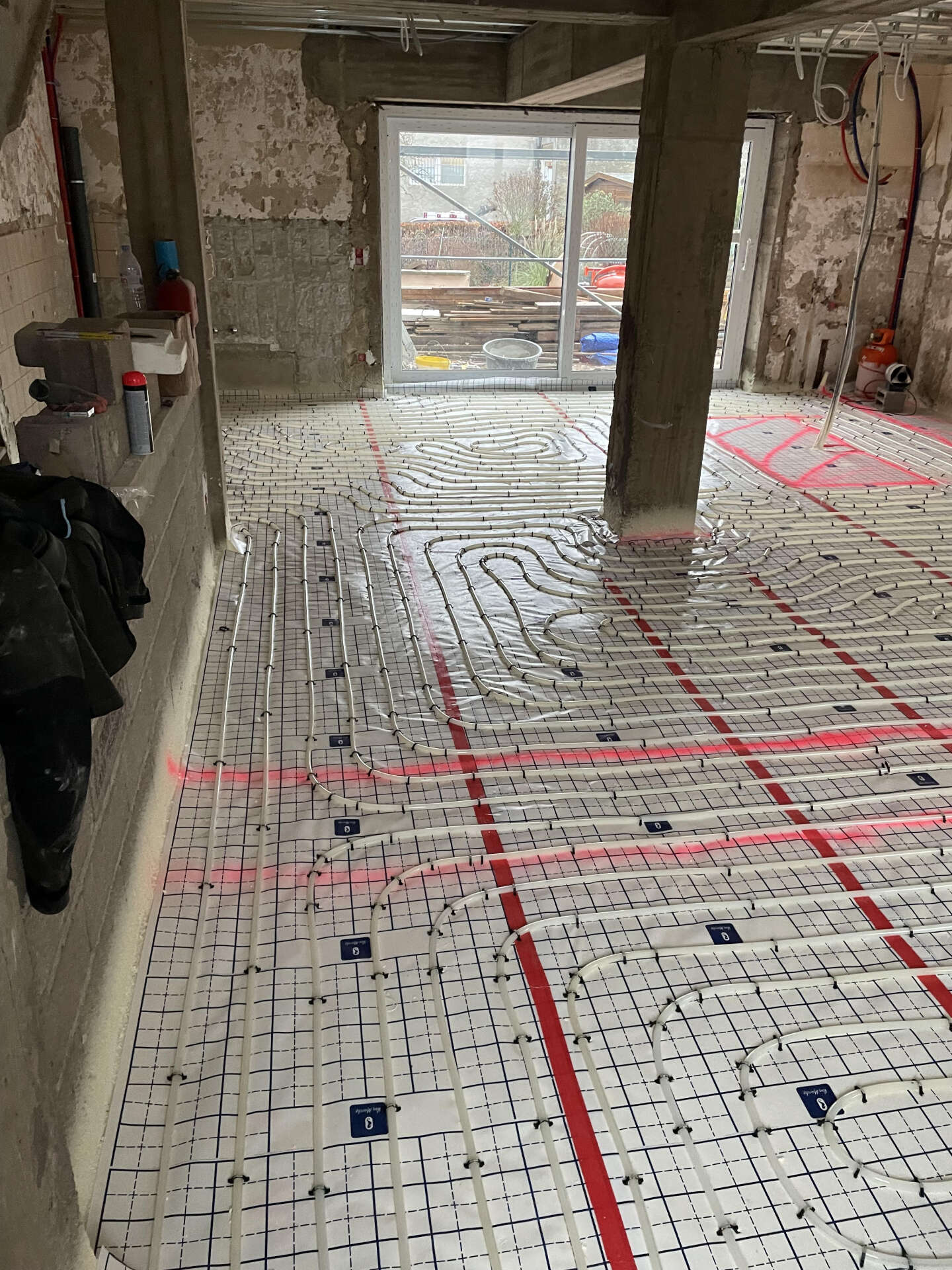 Salle de bain, Sanitaires & Plomberie par Seialux à Scheidgen, réalisation 5