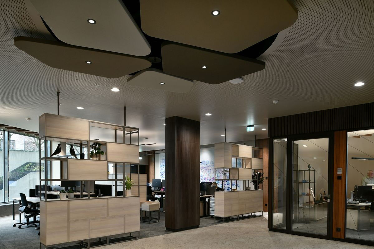 S+B Inbau — Foto 1