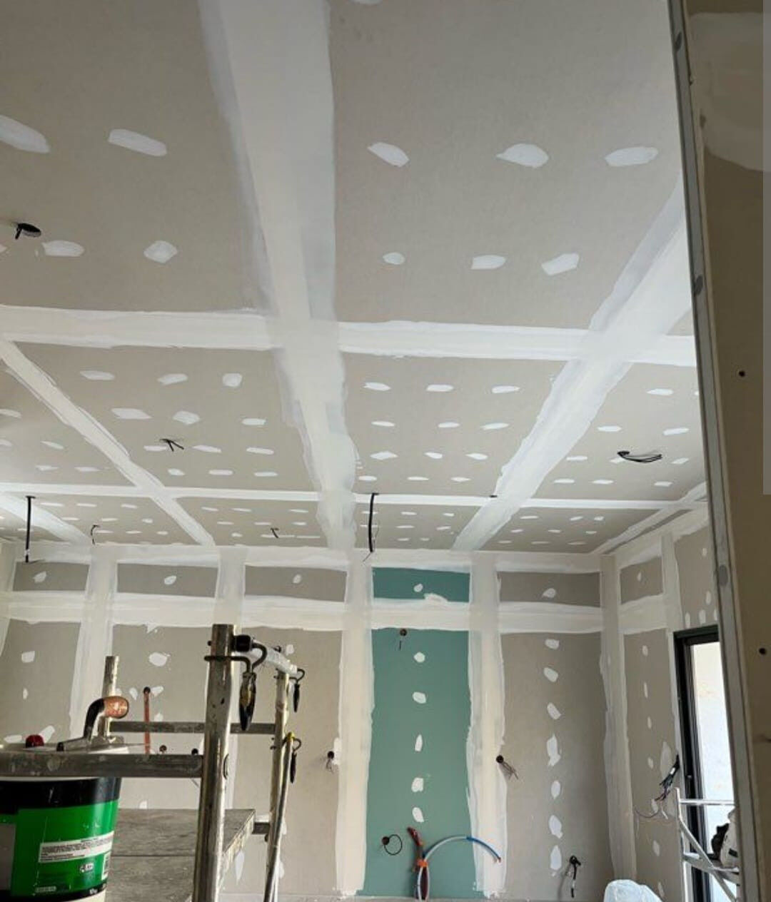 LINA CONSTRUCTIONS — photo 1