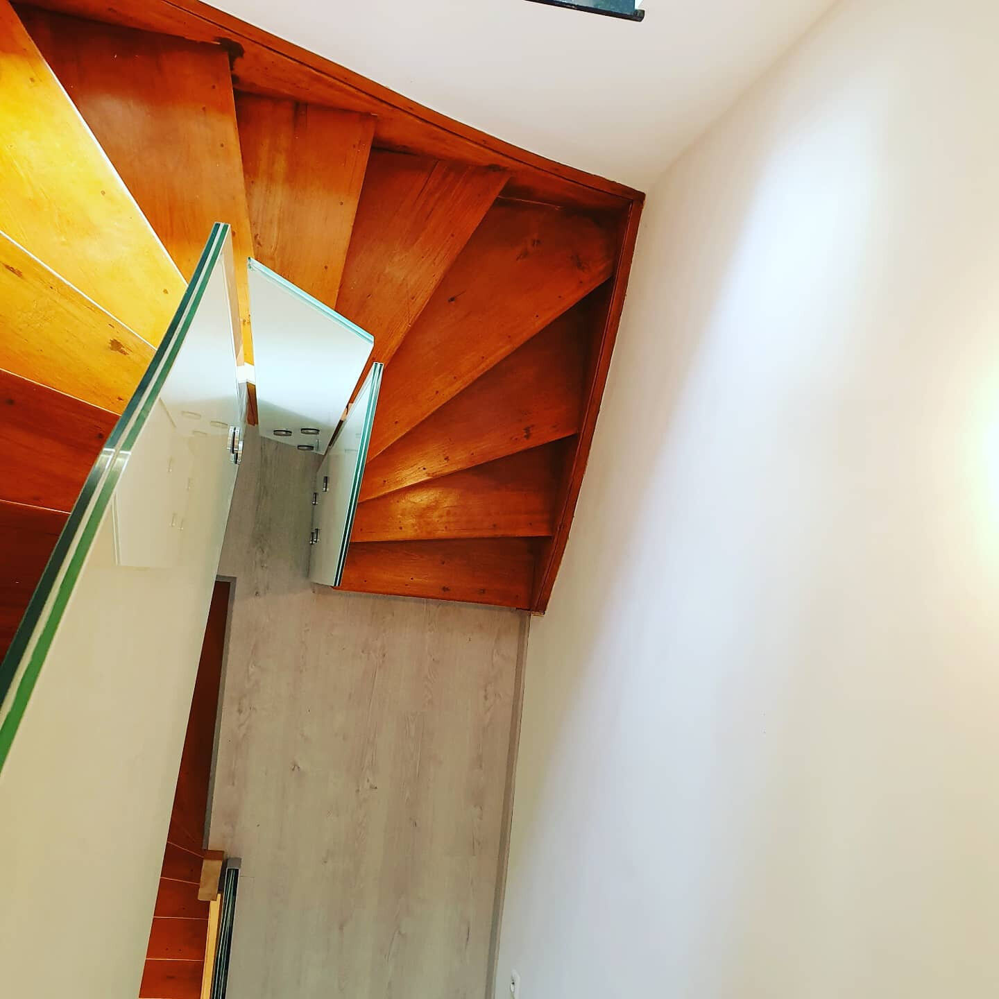 B & B Lux-Manu — photo 9