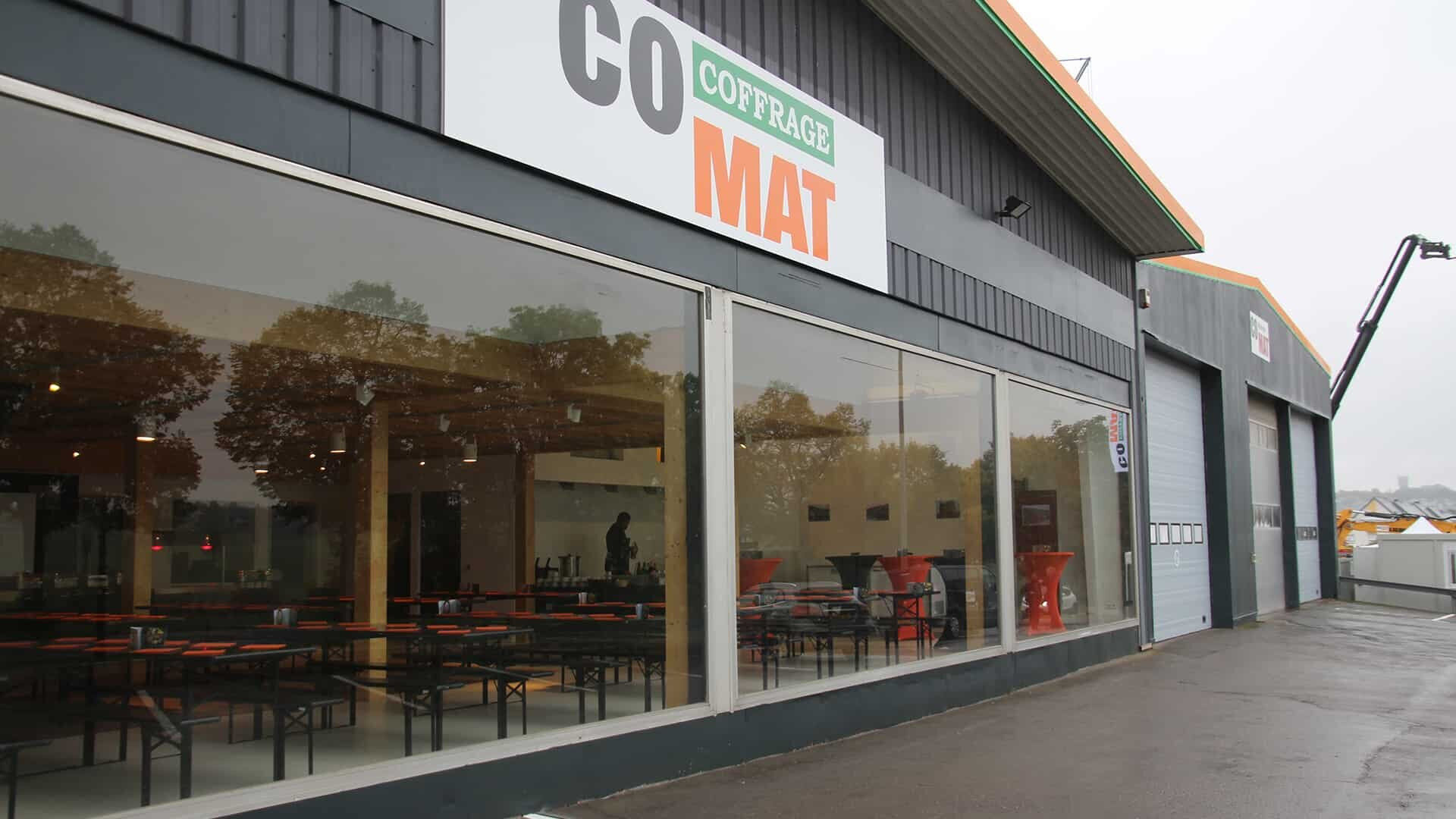 Comat — photo 24