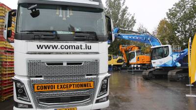 Comat — photo 21 miniature
