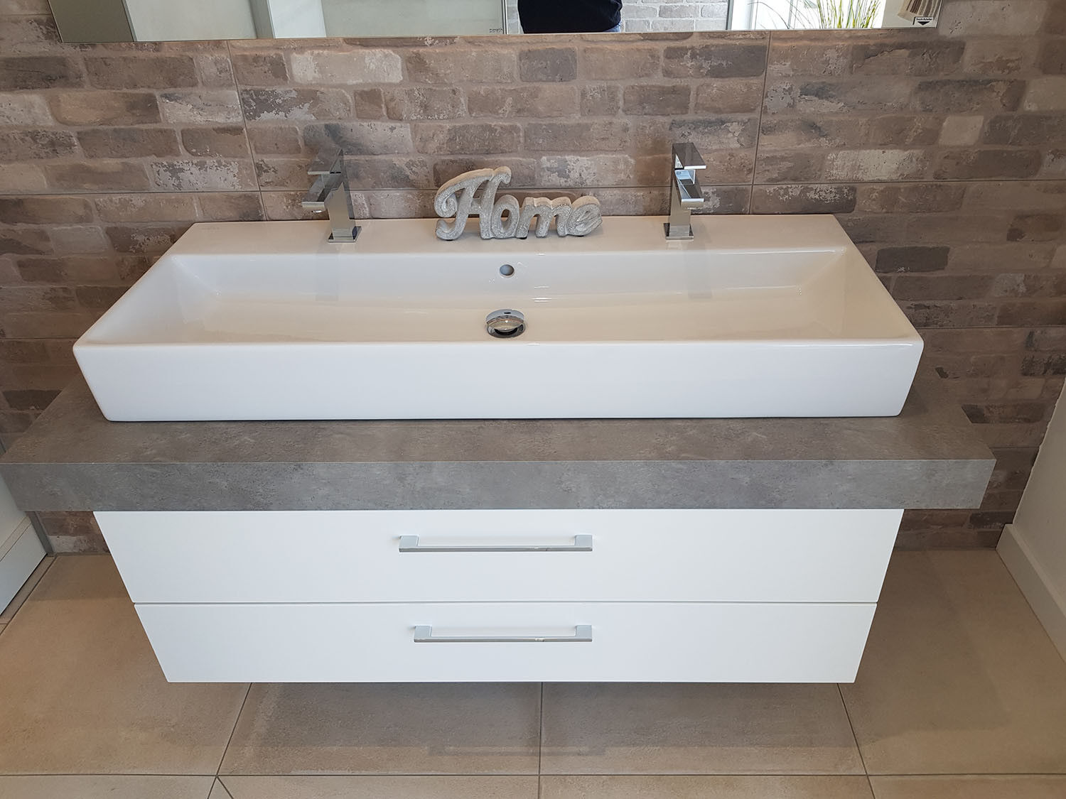 Salle de bain, Sanitaires & Plomberie par Chauffages et Sanitaires Grethen Jos à Ellange, réalisation 3