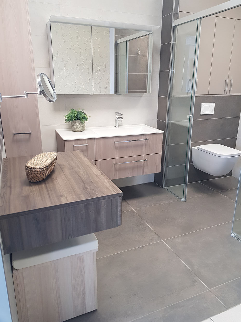 Salle de bain, Sanitaires & Plomberie par Chauffages et Sanitaires Grethen Jos à Ellange, réalisation 4