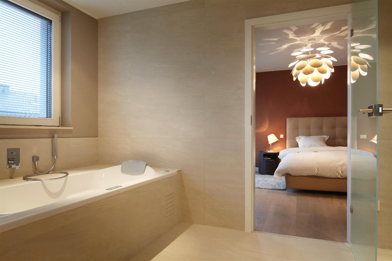 Salle de bain, Sanitaires & Plomberie par L'art du Bain à Stadtbredimus, réalisation 6