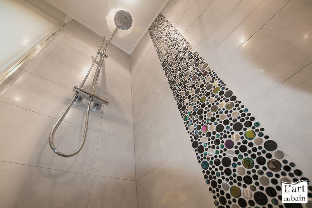 Salle de bain, Sanitaires & Plomberie par L'art du Bain à Stadtbredimus, réalisation 1
