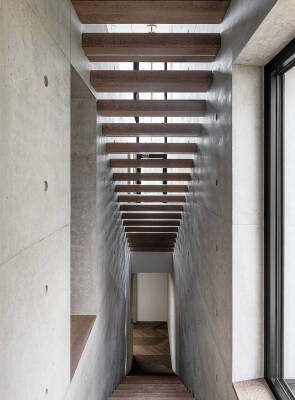 SAS-BAU Lux — photo 15 miniature