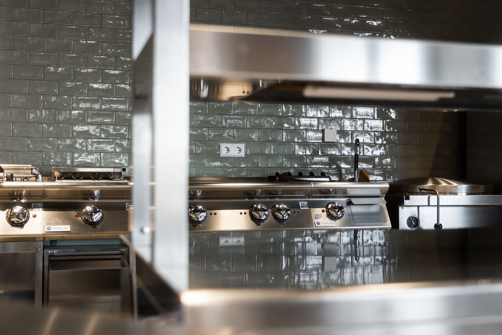 Weyland Kitchen & Cooling Solutions — Foto 10