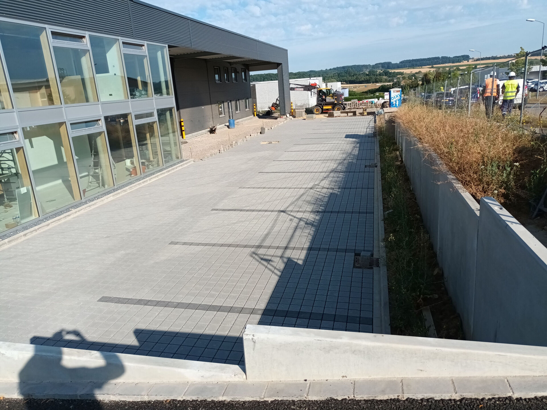 Tragelux Construction — Foto 17