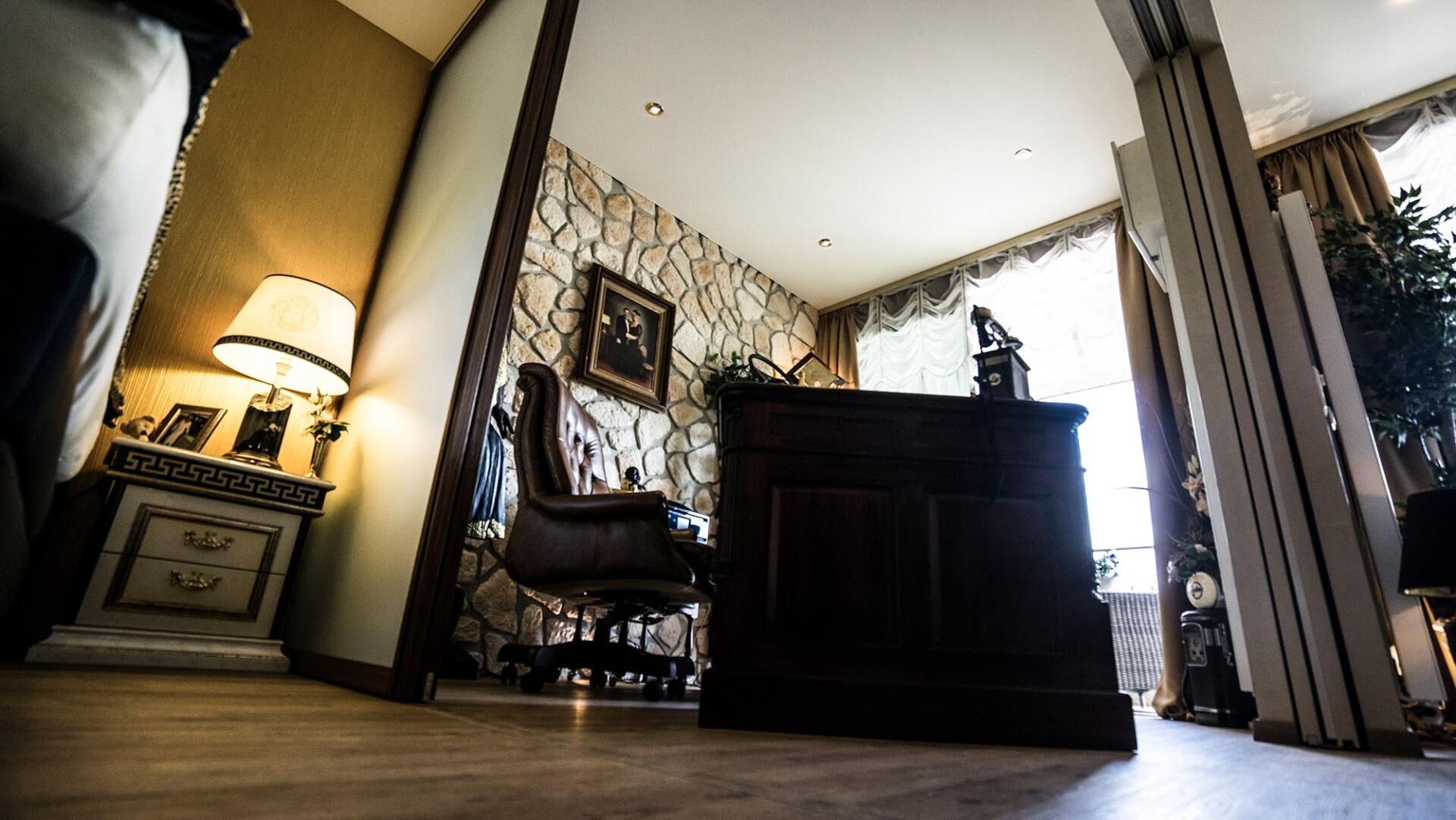 Ceiling, Wall, and Floor Renovation. in Schengen — photo 9