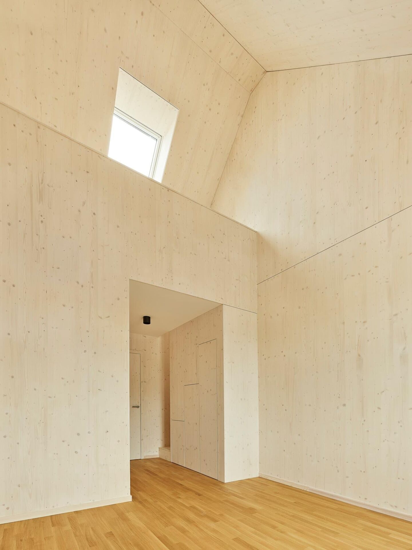 Schlüsselfertiger Holzbau in Bertrange — Foto 6