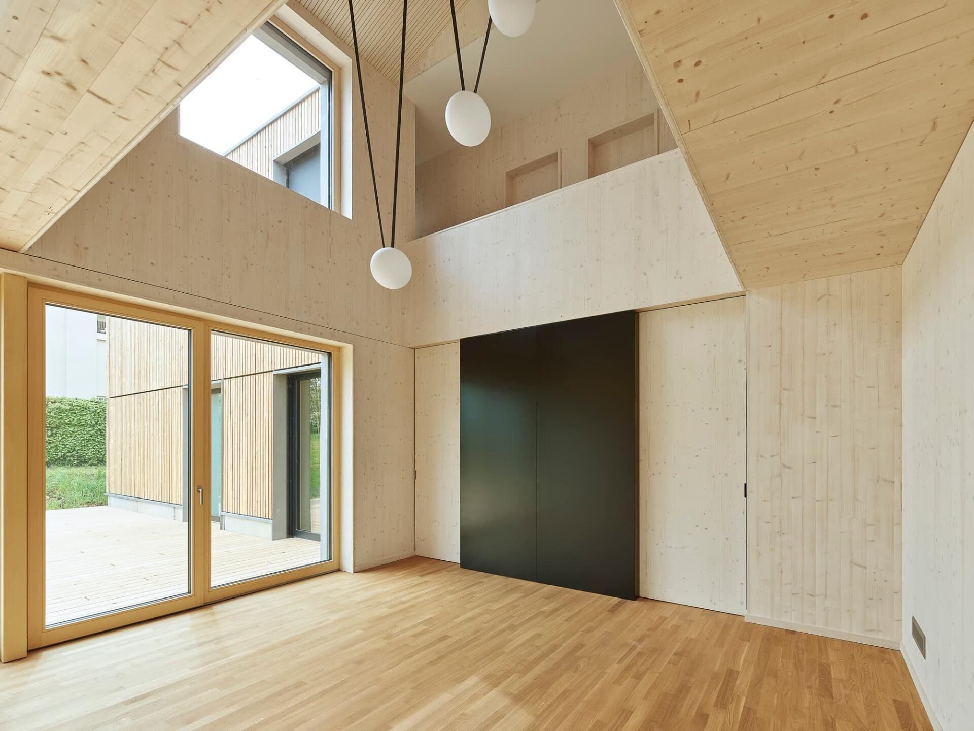 Schlüsselfertiger Holzbau in Bertrange — Foto 11