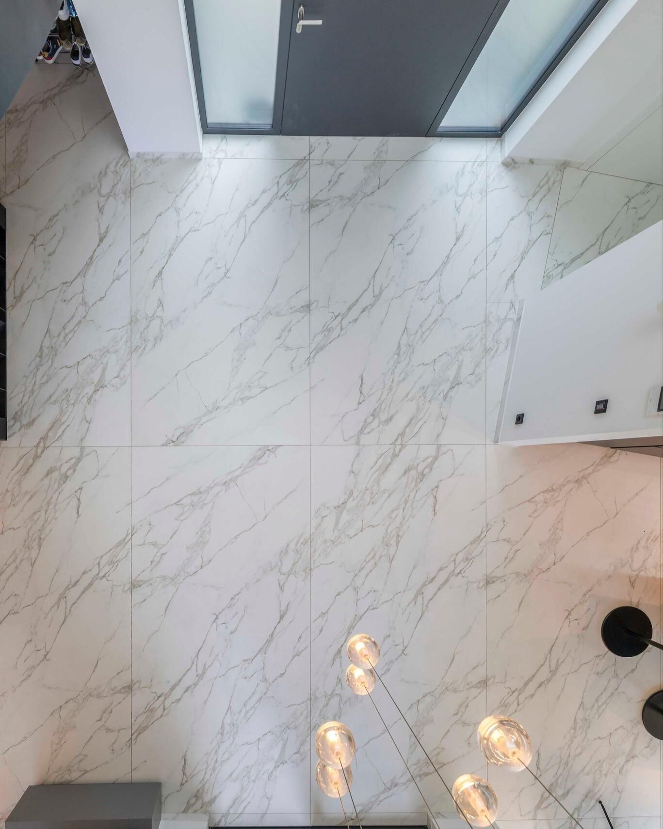 Entrée en carrelage design à Luxembourg — photo 3