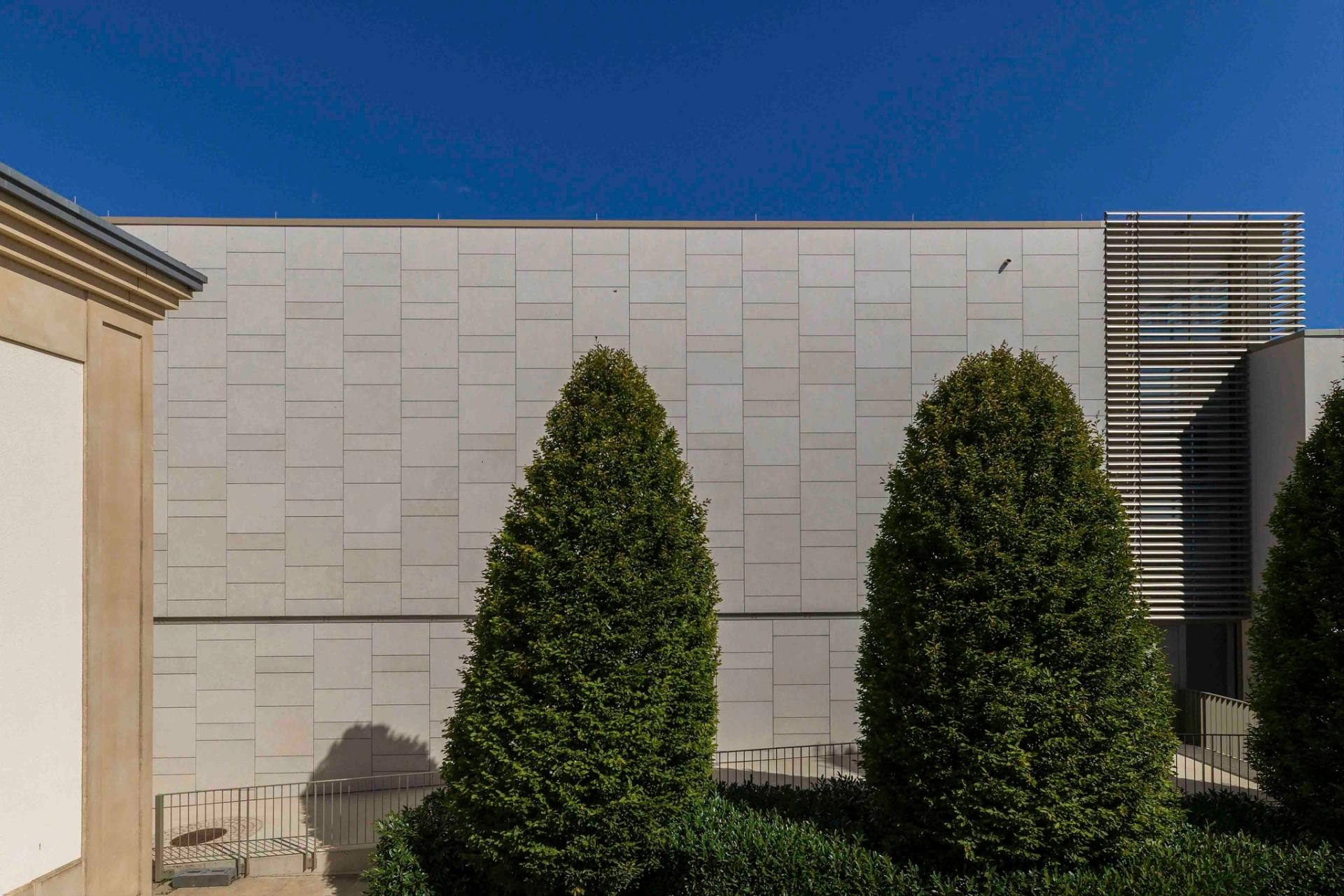 Façade en pierre naturelle à Luxembourg — photo 3