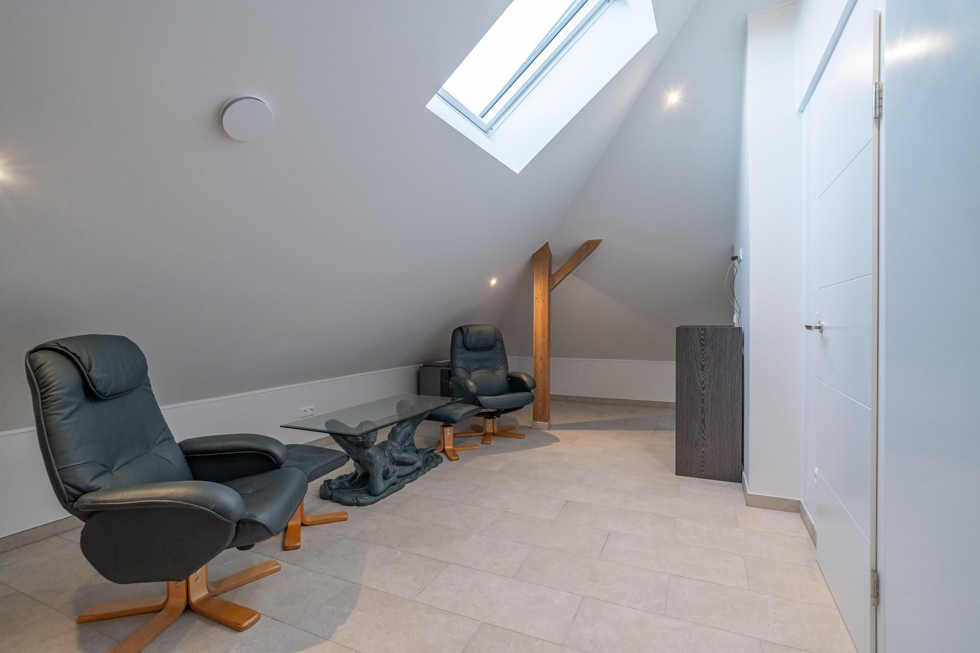 Turnkey Renovation in Mondorf — photo 11