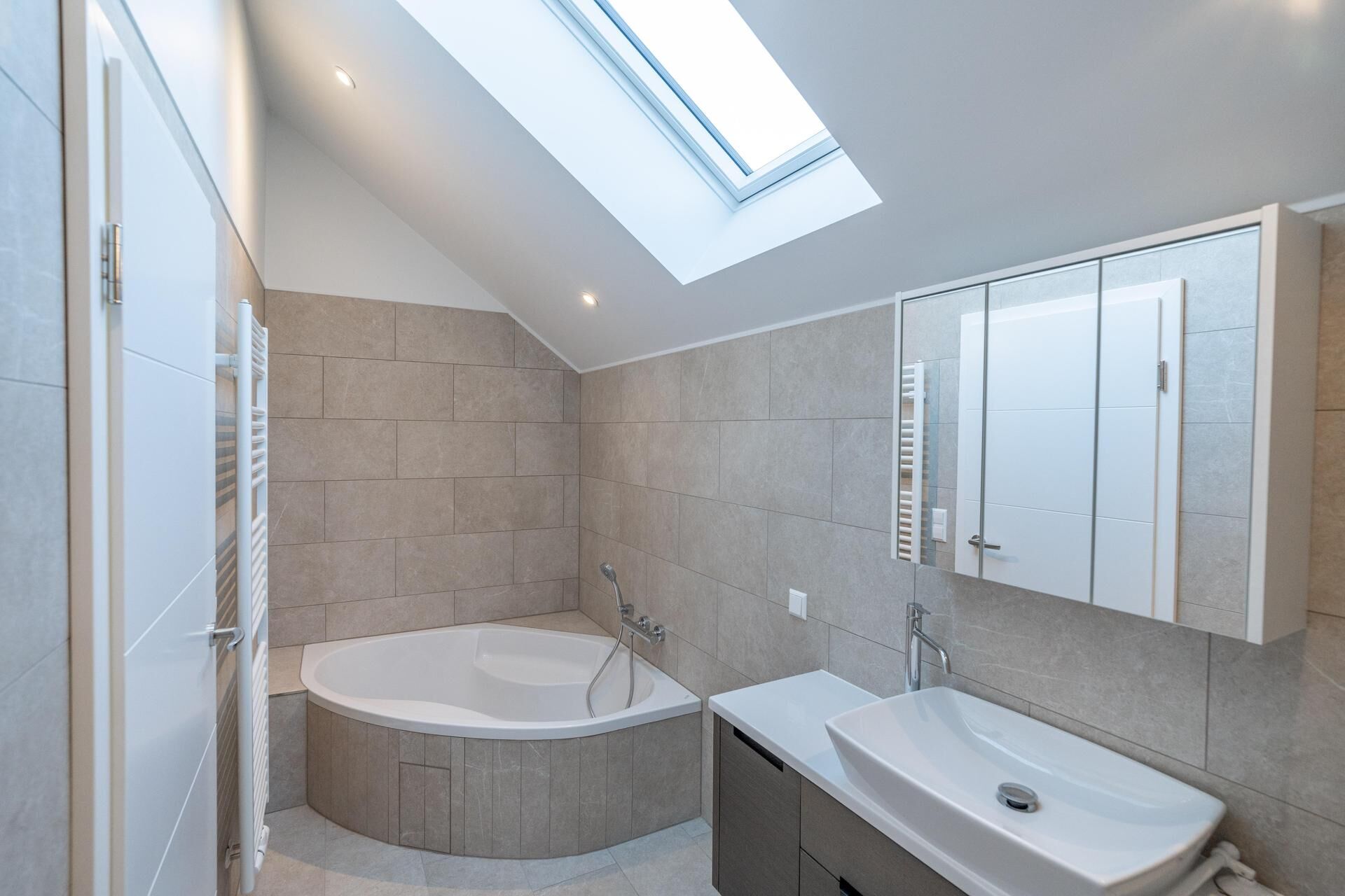 Turnkey Renovation in Mondorf — photo 3