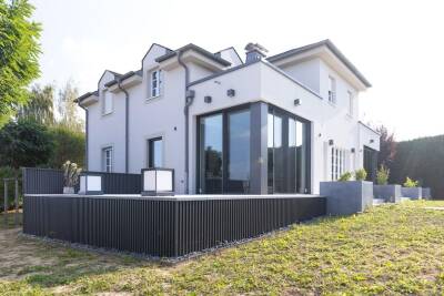 Metal Cladding & Large Window in Leudelange — photo 2 miniature