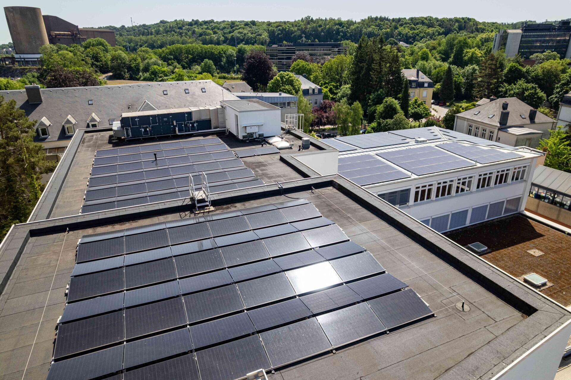 Installation von Photovoltaikanlagen in Esch-sur-Alzette — Foto 7