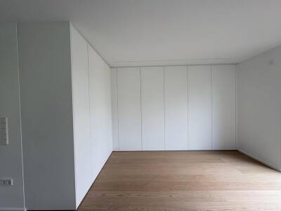 Maßgefertigtes Ankleidezimmer in Kirchberg — Foto 3 miniature