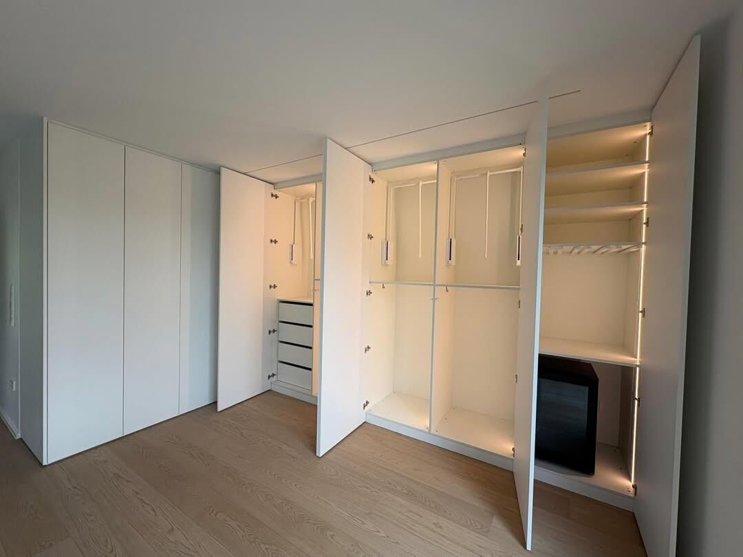Maßgefertigtes Ankleidezimmer in Kirchberg — Foto 4