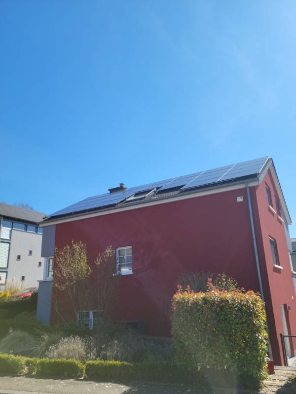Installation Photovoltaïque + Stockage + Application Intelligente à BISSEN